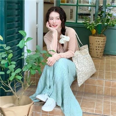 金匾背后